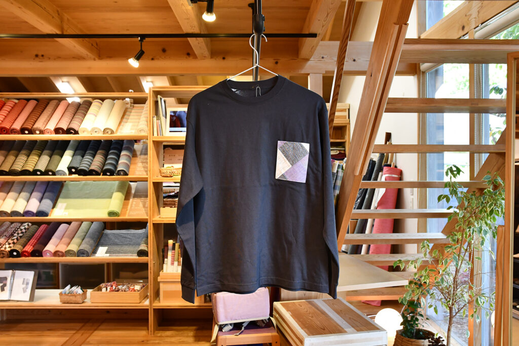 Tシャツ